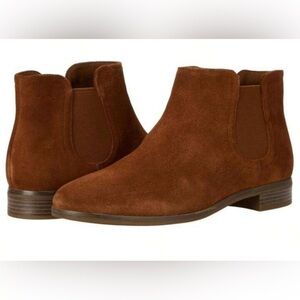 Clarks Trish Chelsea Suede Boots Mahogany Ankle NEW 7